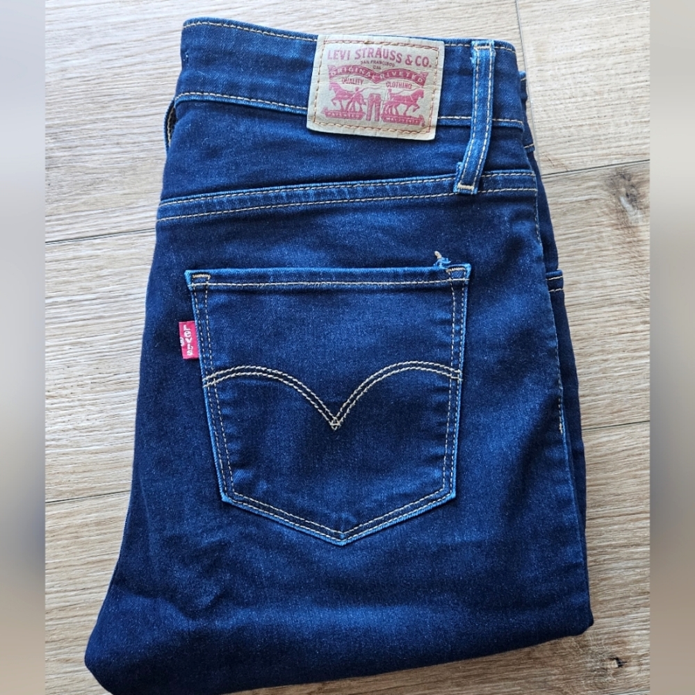 Levi's 721 Skinny High Rise Indigo (28)